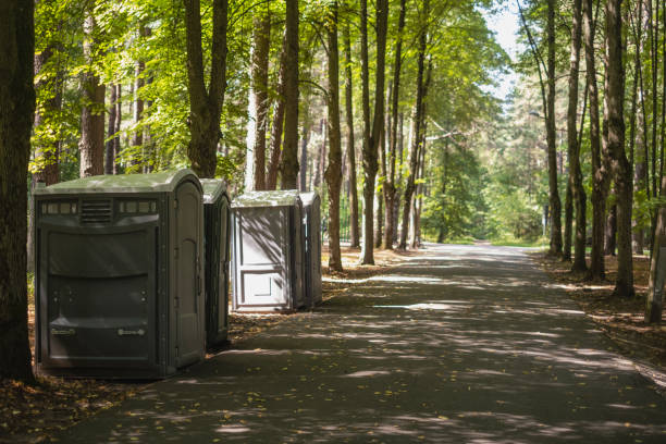 Porta potty delivery and setup in Newton, IA