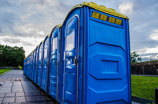 Best Construction site porta potty rental  in Newton, IA